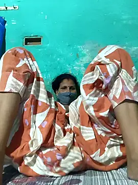 Snapshot of Love-pari077 chatting on 09/21/25, 04:19 Love-pari077 online show from 09/21/25, 04:19