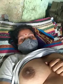 Snapshot of Love-pari077 chatting on 09/23/25, 01:30 Love-pari077 online show from 09/23/25, 01:30