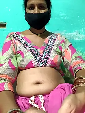 Snapshot of Love-pari077 chatting on 09/29/25, 04:23 Love-pari077 online show from 09/29/25, 04:23