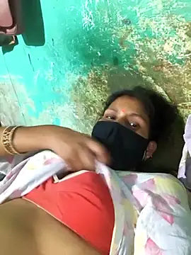 Snapshot of Love-pari077 chatting on 10/01/25, 03:18 Love-pari077 online show from 10/01/25, 03:18