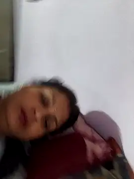 Snapshot of Love-pari077 chatting on 10/13/25, 05:46 Love-pari077 online show from 10/13/25, 05:46