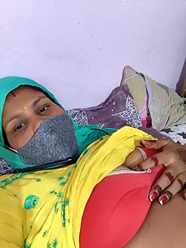 Snapshot of Love-pari077 chatting on 10/23/25, 07:40 Love-pari077 online show from 10/23/25, 07:40