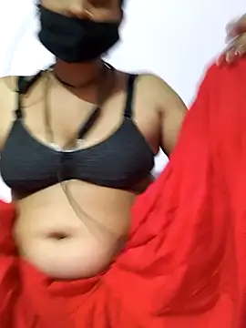 Snapshot of Love-pari077 chatting on 10/24/25, 04:36 Love-pari077 online show from 10/24/25, 04:36