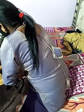 Snapshot of Love-pari077 chatting on 12/05/25, 03:52 Love-pari077 online show from 12/05/25, 03:52