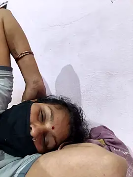 Snapshot of Love-pari077 chatting on 01/06/26, 12:36 Love-pari077 online show from 01/06/26, 12:36