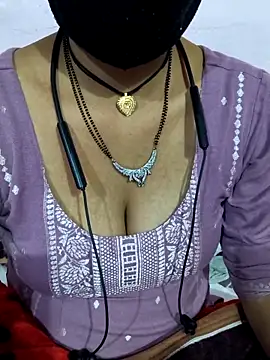 Snapshot of Love-pari077 chatting on 01/19/26, 03:16 Love-pari077 online show from 01/19/26, 03:16