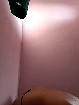 Snapshot of Love-pari077 chatting on 02/14/26, 02:52 Love-pari077 online show from 02/14/26, 02:52