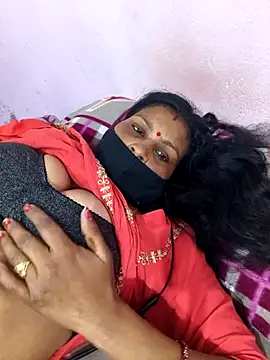 Snapshot of Love-pari077 chatting on 02/20/26, 08:27 Love-pari077 online show from 02/20/26, 08:27