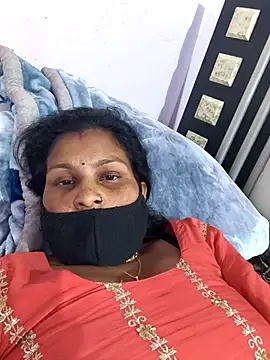 Snapshot of Love-pari077 chatting on 02/25/26, 03:54 Love-pari077 online show from 02/25/26, 03:54