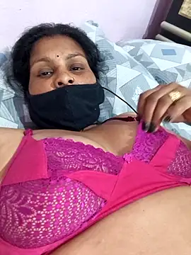 Snapshot of Love-pari077 chatting on 03/03/26, 03:40 Love-pari077 online show from 03/03/26, 03:40