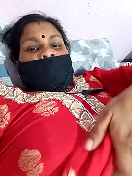 Snapshot of Love-pari077 chatting on 04/05/26, 08:22 Love-pari077 online show from 04/05/26, 08:22