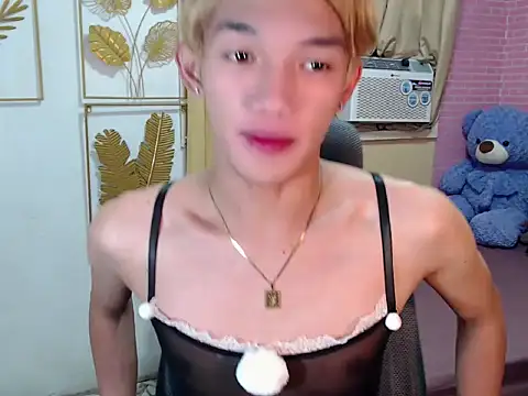 fuckerfriendsxx online show from 04/15/26, 03:35