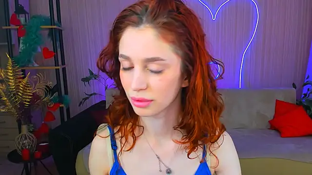 Snapshot of ChristinaConteeree chatting on 05/28/26, 11:07 ChristinaConteeree online show from 05/28/26, 11:07