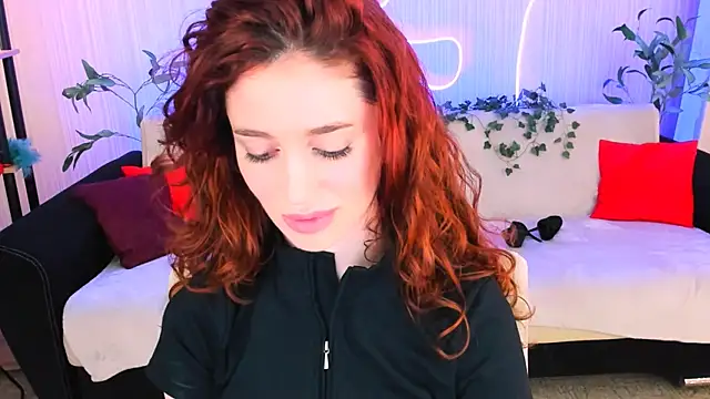 Snapshot of ChristinaConteeree chatting on 05/31/26, 06:09 ChristinaConteeree online show from 05/31/26, 06:09