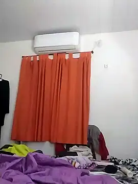 Snapshot of miawmiaw0706 chatting on 09/09/25, 10:20 miawmiaw0706 online show from 09/09/25, 10:20