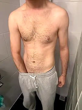 Frankieyyy1 online show from 11/20/25, 03:28