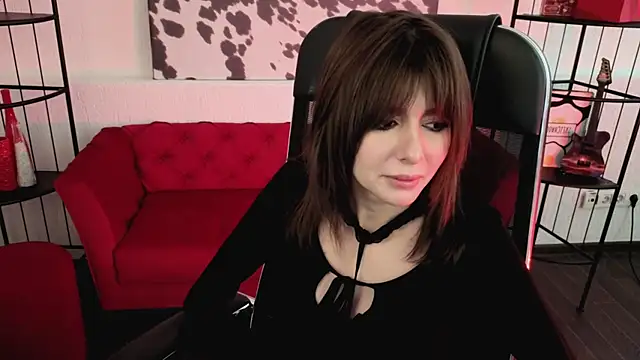 CrystallBloom online show from 04/21/26, 02:51