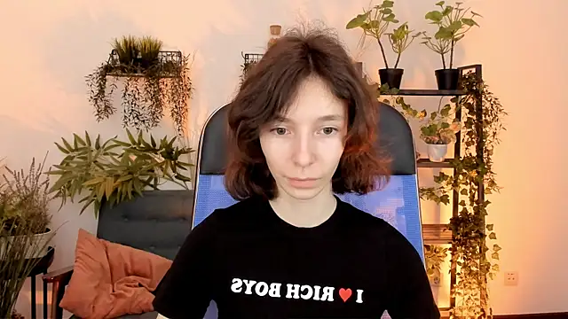 EmmanuellBrown online show from 11/30/25, 04:16