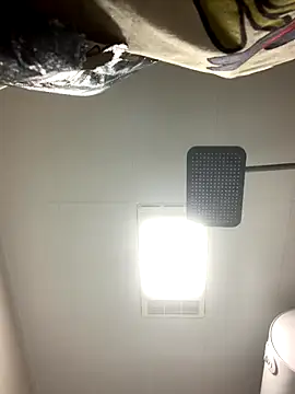 Snapshot of mmm6660 chatting on 09/20/25, 01:45 mmm6660 online show from 09/20/25, 01:45