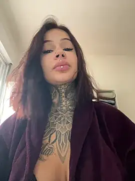 sereiaruiva99 online show from 06/22/26, 05:43
