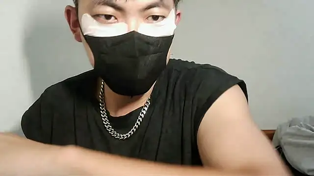 Snapshot of bigbb101011 chatting on 09/28/25, 01:44 bigbb101011 online show from 09/28/25, 01:44