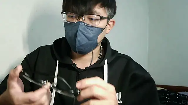 bigbb101011 online show from 03/15/26, 09:59