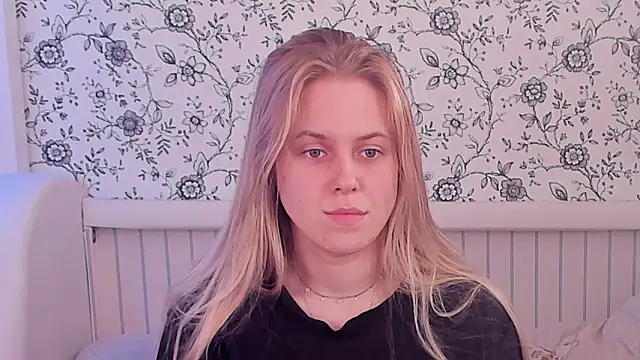Snapshot of AngelAnty chatting on 05/11/26, 04:04 AngelAnty online show from 05/11/26, 04:04