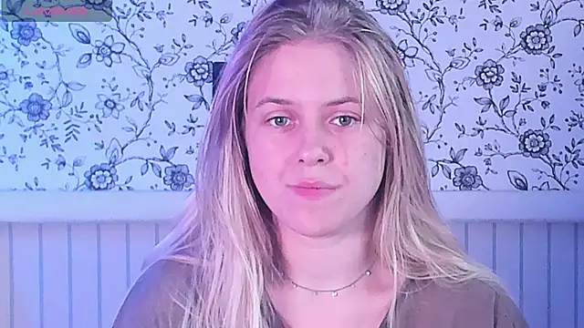 Snapshot of AngelAnty chatting on 07/06/26, 03:03 AngelAnty online show from 07/06/26, 03:03