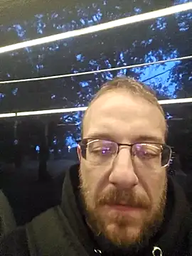 Snapshot of MEAT4urGRILL chatting on 10/27/25, 12:31 MEAT4urGRILL online show from 10/27/25, 12:31