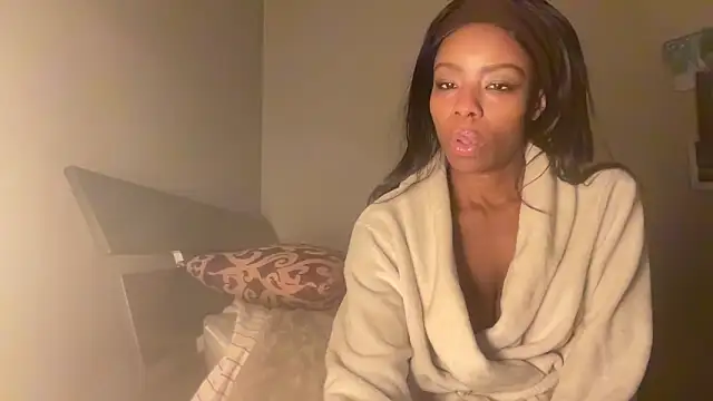 Peachyz69 online show from 02/09/26, 05:00