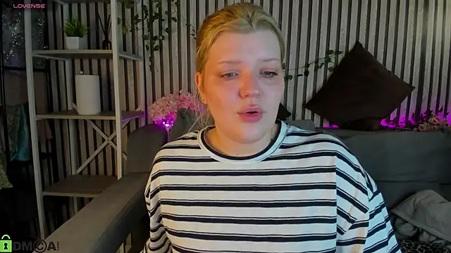 Michele Greenn online show from 06/04/26, 01:11