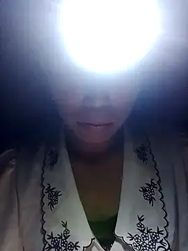 Snapshot of cicnci chatting on 09/26/25, 08:24 cicnci online show from 09/26/25, 08:24