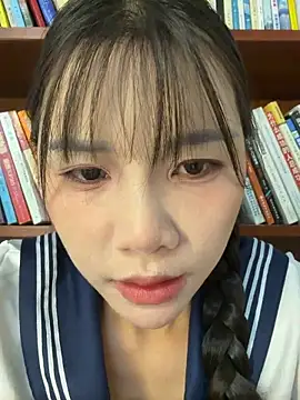 Snapshot of Adora188 chatting on 04/26/26, 06:22 Adora188 online show from 04/26/26, 06:22