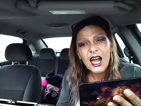 SparklesB1tch online show from 11/20/25, 11:26