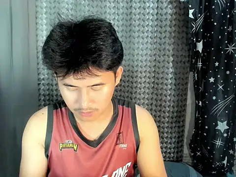 Snapshot of Adim-pinoy146 chatting on 06/08/26, 01:39 Adim-pinoy146 online show from 06/08/26, 01:39