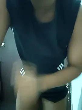 Snapshot of _urr_daddy chatting on 04/10/26, 07:40 urr daddy online show from 04/10/26, 07:40