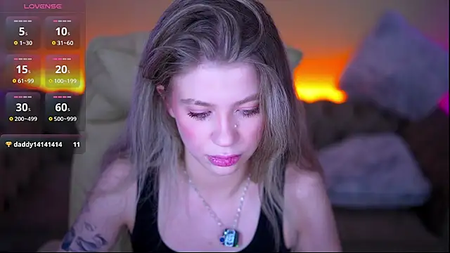 SandyLayy online show from 06/11/26, 10:41
