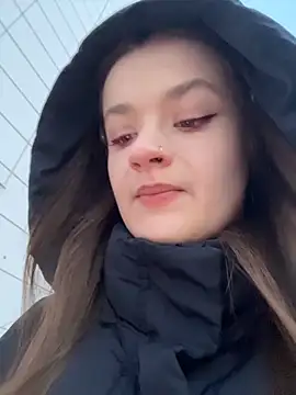 KittyQueeny online show from 12/14/25, 01:05