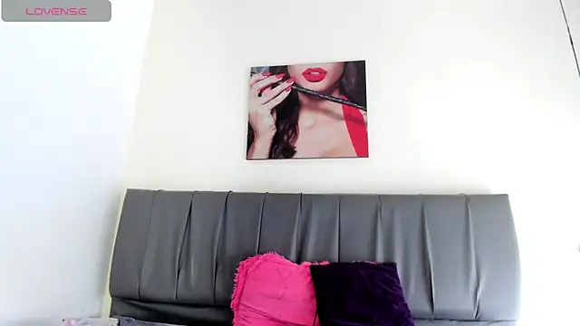 Snapshot of iisabella_noa chatting on 05/26/26, 12:56 iisabella noa online show from 05/26/26, 12:56