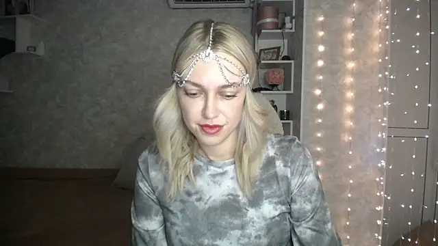 Snapshot of NickyAdamidi chatting on 09/13/25, 04:40 NickyAdamidi online show from 09/13/25, 04:40