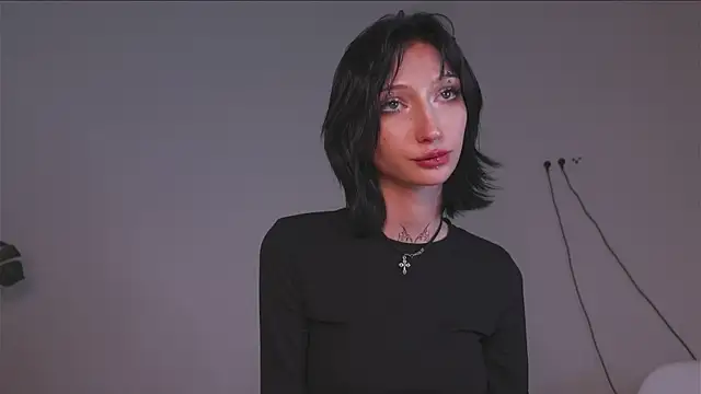 May suki online show from 09/10/25, 08:31