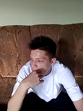 elinnki online show from 10/25/25, 06:02