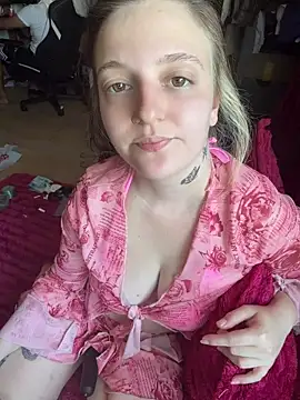 Snapshot of Kinkybooby chatting on 07/06/26, 03:47 Kinkybooby online show from 07/06/26, 03:47
