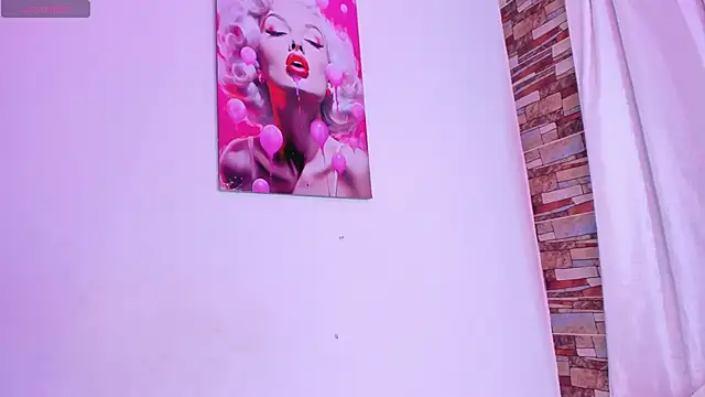 Brandy brown  online show from 04/01/26, 11:02