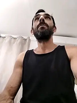 hotmen83 online show from 10/27/25, 11:41