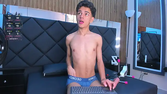 owen  johnson online show from 09/13/25, 12:16