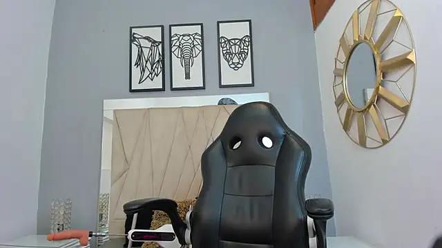 owen  johnson online show from 10/21/25, 12:28