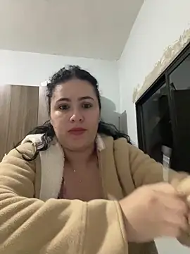 Snapshot of IvettSt_ chatting on 06/11/26, 03:59 IvettSt online show from 06/11/26, 03:59