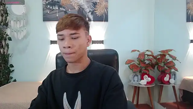 nathanclay online show from 12/02/25, 03:34