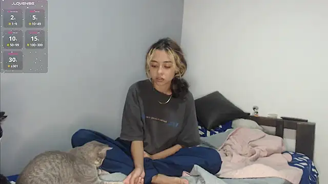 Snapshot of brisazanes chatting on 09/21/25, 11:06 brisazanes online show from 09/21/25, 11:06